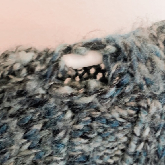 S OLIVER SWEATER - Picture 3 of 4